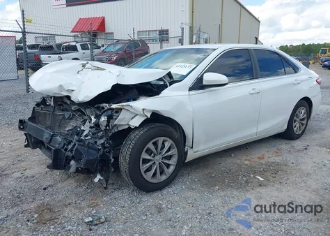 2015 Toyota Camry Le from USA, damaged, VIN 4T1BF1FK5FU097313